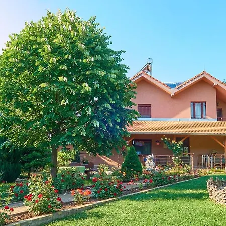 Vila Raj, Planina Ozren - Holiday home *