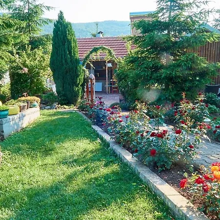Holiday home Vila Raj, Planina Ozren -